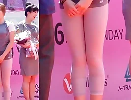 Beautiful 15-year old girl shows her great beauty with a tight toean clove.