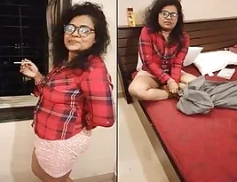 Ex-boyfriend s naughty visit to Ishka Bhabhi s house and their dirty talk