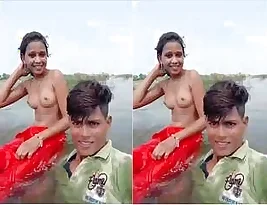 Boyfriend and girlfriend’s hot and steamy bathroom scene