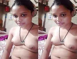Hot Boudi showing her breasts and vagina