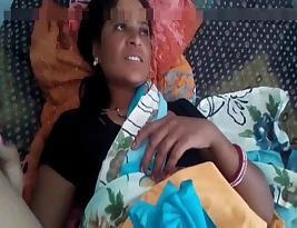 Young man has sex with local woman in the village