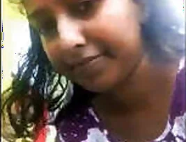 This is Bangladeshi beauty Tumpa in a pre-bath video.