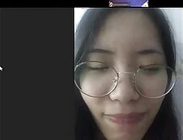 18-year-old Chinese student masturbating in the dorm room to avoid classmates.