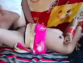 Newly married Bhabhi Janu is involved in an MMS scandal at home