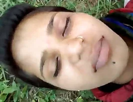 Rural Indian beauty gets it in the bush