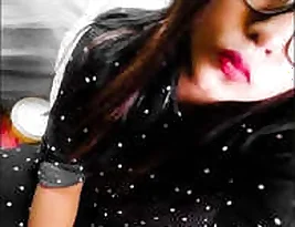 Hot Bangladeshi babe leaks doping videos