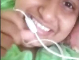 Pretty Indian woman flaunts her assets in video chat