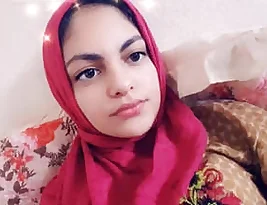 Videos of a beautiful Indian girl in hijab and part of leaked content.