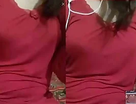 Tiny Indian woman in hot video porn chat