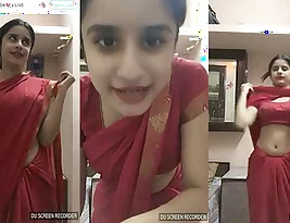 Sultry cam girl exposes her beautiful body and gets dirty with an admirer.