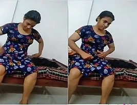 Exclusive video of Bhabhi stripping and teasing in the bathroom