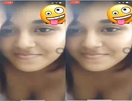 Super Sexy Indian Girl Shows Her Boobs Part 2