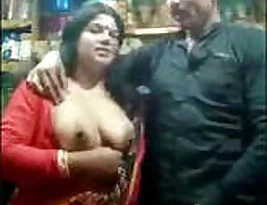 Aunty gets hot and gives blow job