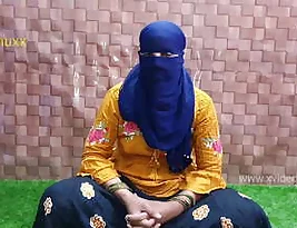Pretty Indian woman gets doggy style sex and presents it in the form of MMS video.